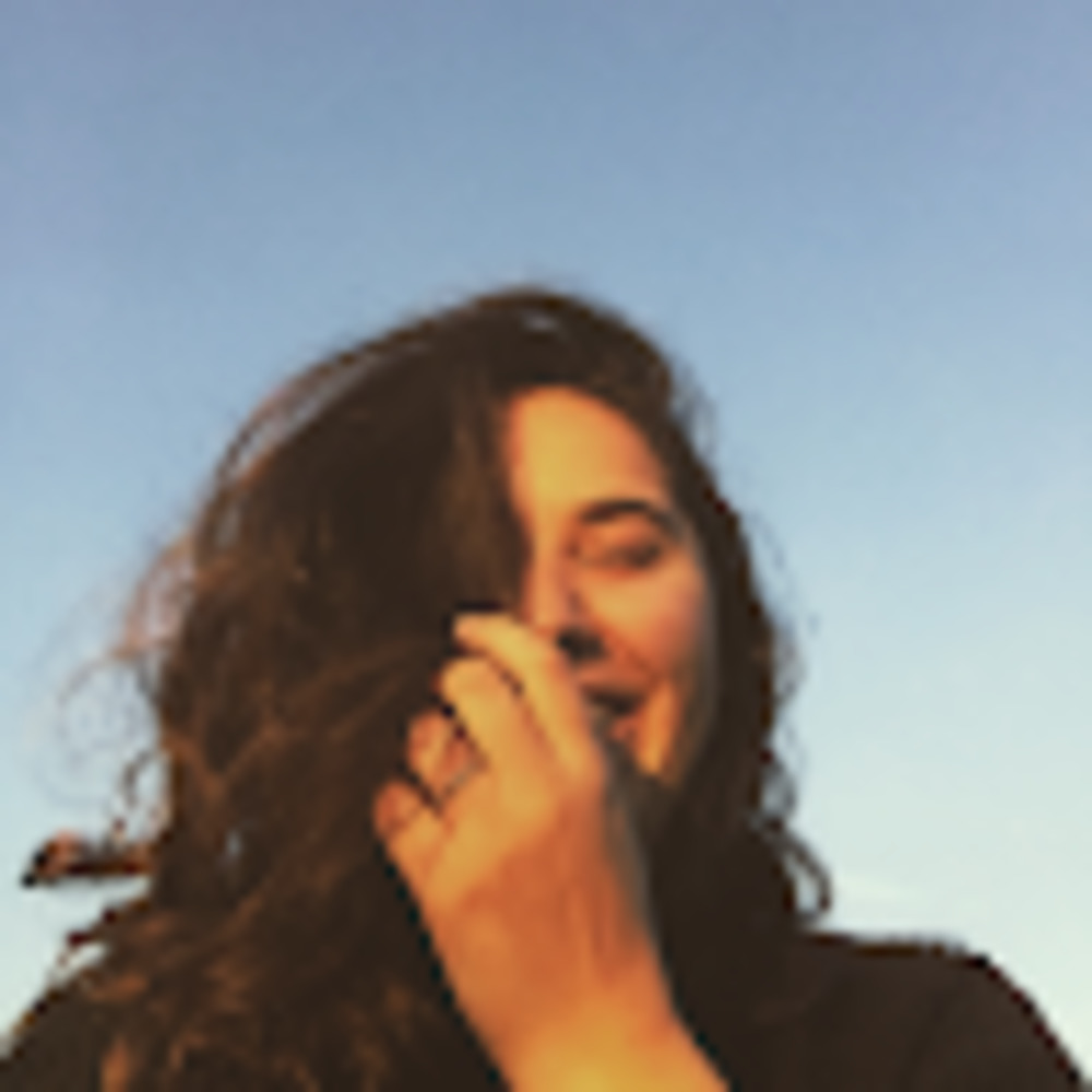 Meet your Posher, Raissa